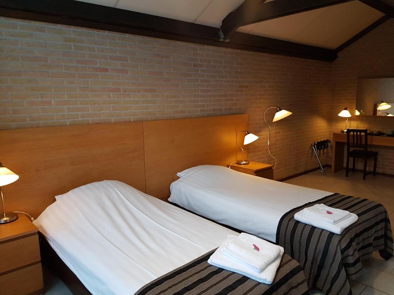 Motel Oostvoorne Dış mekan fotoğraf